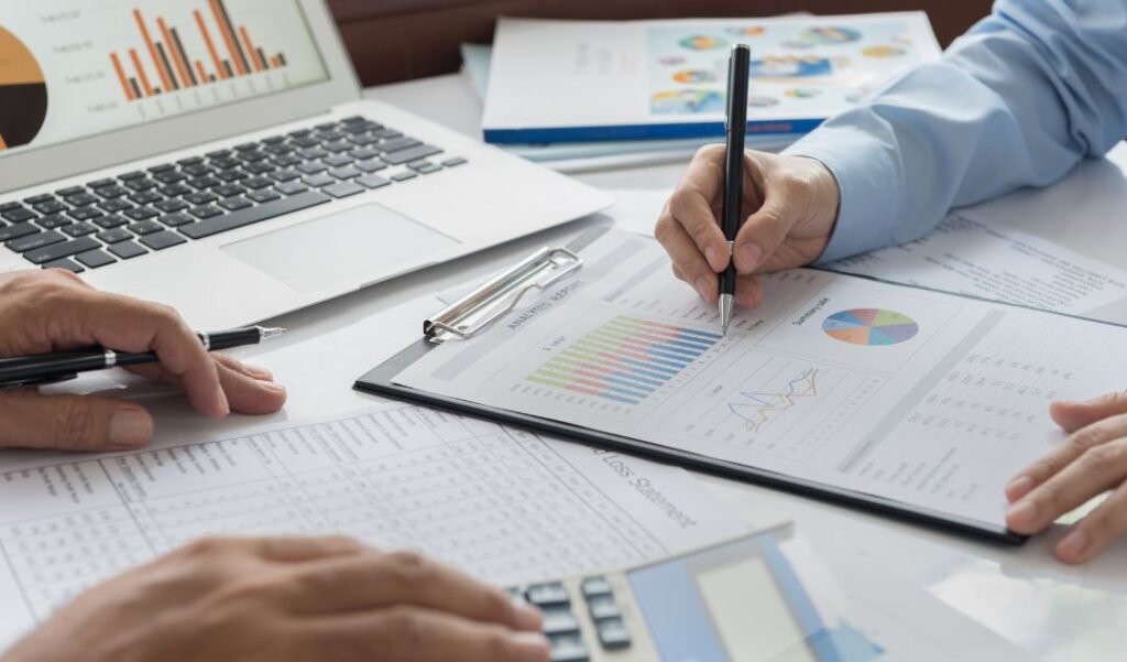 detective financiero ibiza